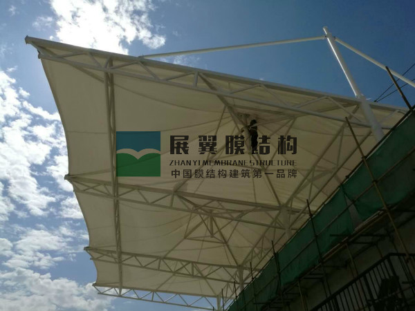 寧夏中寧張拉膜結構主席臺工程