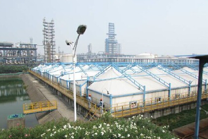 為“碧水藍(lán)天”再添新筆觸，反吊膜新技術(shù)治理廢氣獲成功